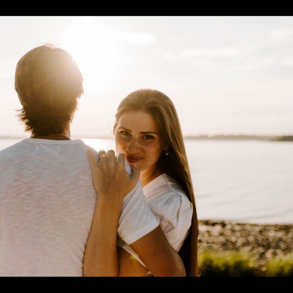 Meet your Posher, Ashley - Picture 1 of 1